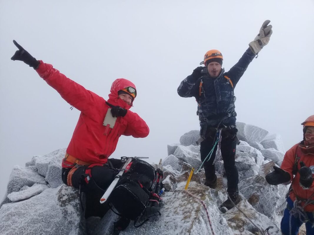 Climb Iliniza Norte