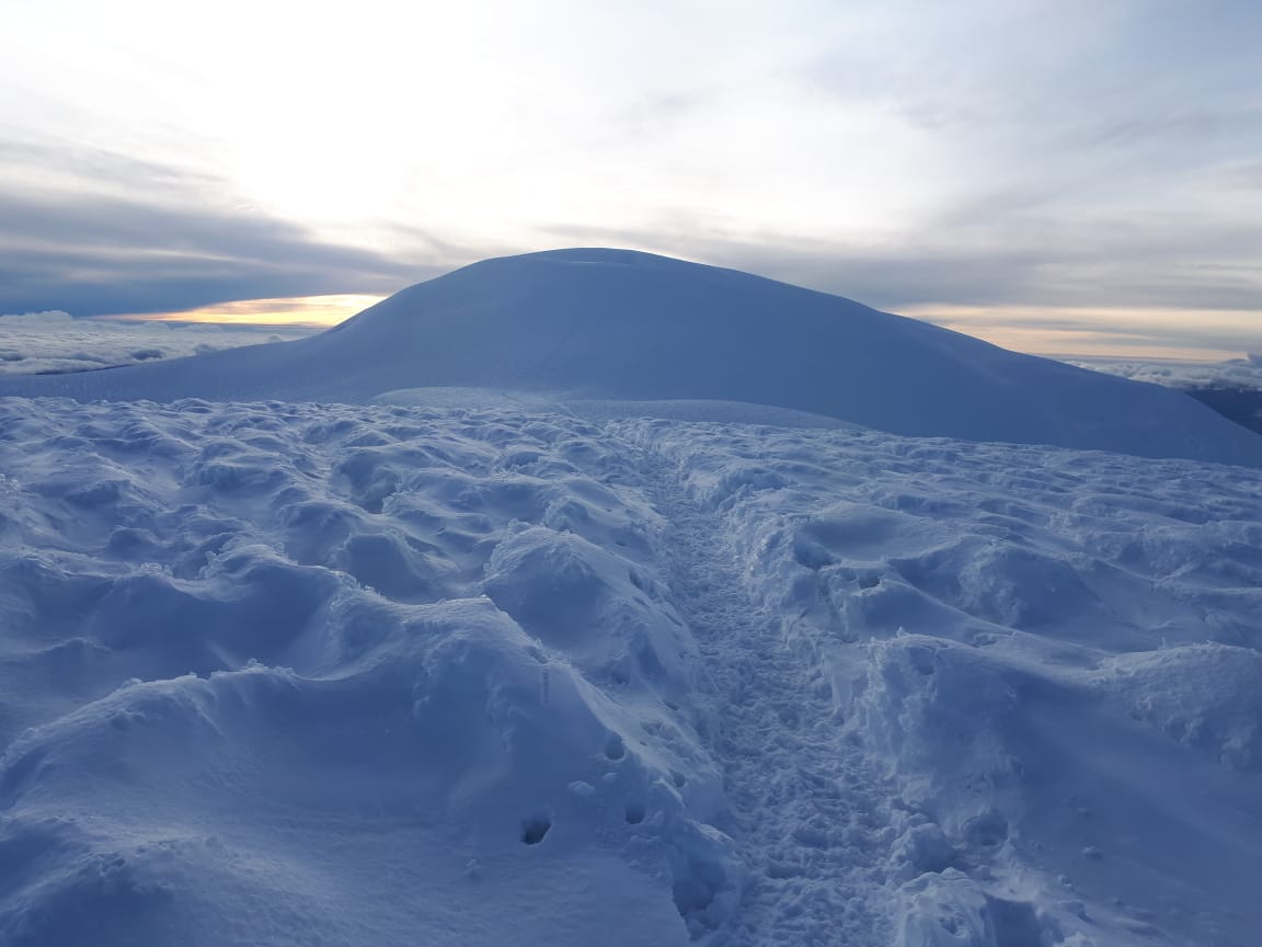 climb cotopaxi and chimborazo