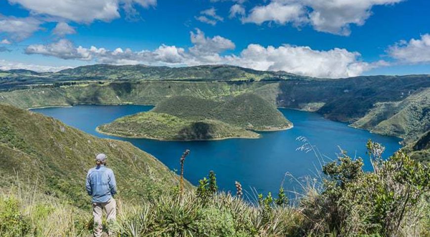 hiking-laguna-cuicocha-ecuador-9